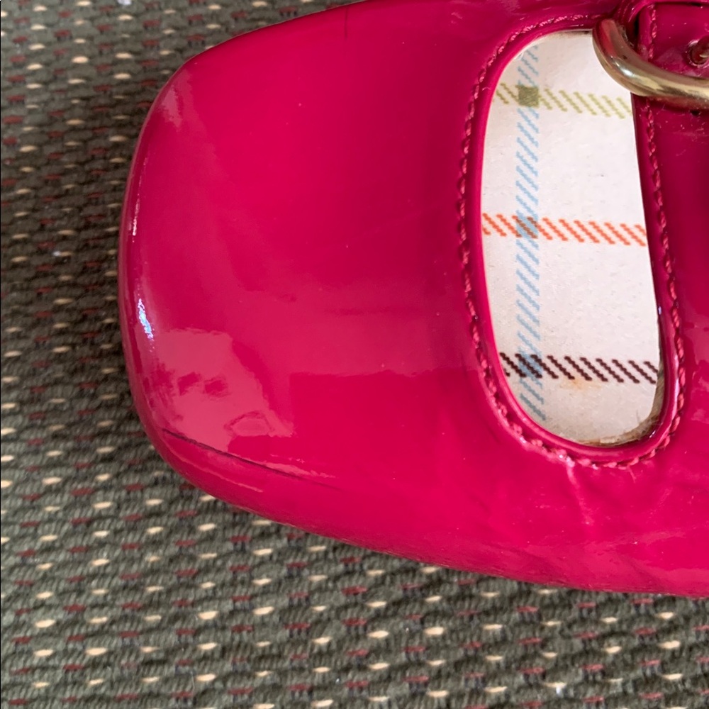Coach Ellyce Patent Leather Ballet Flats in Vibrant Pink with Gold Accent - Picture 4 of 13